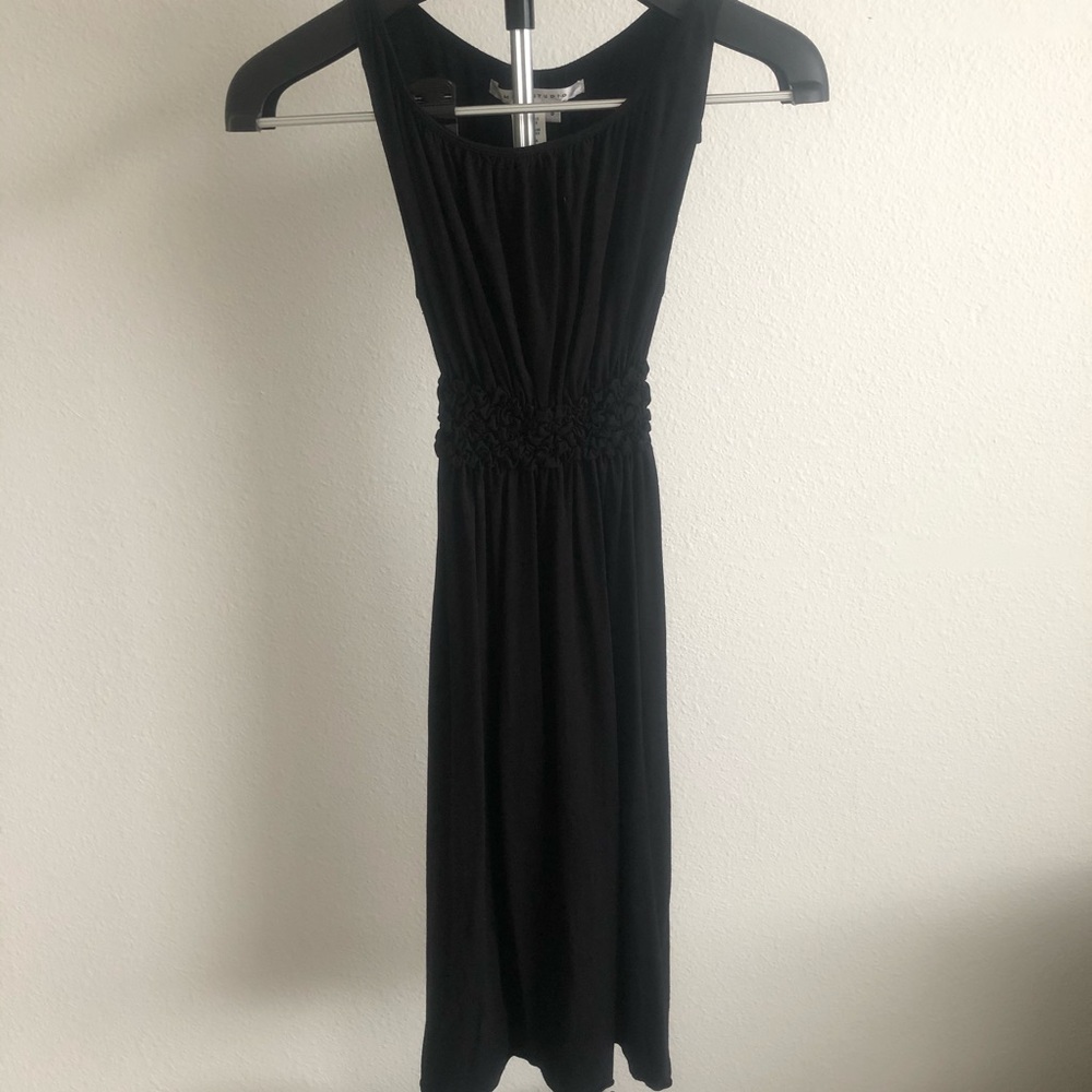 Max Studio ruched ruffles waist sleeveless dress